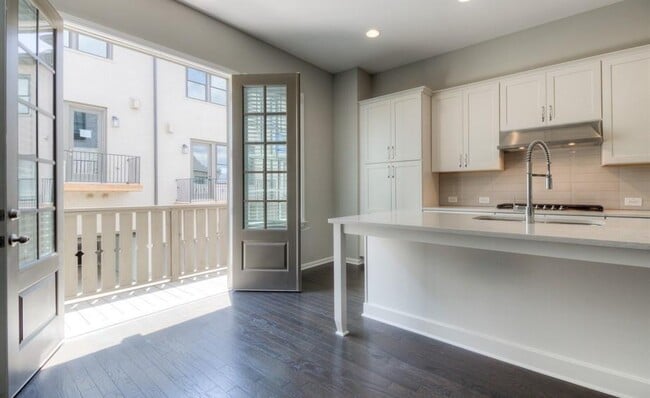 Building Photo - 6728 Cadence Blvd