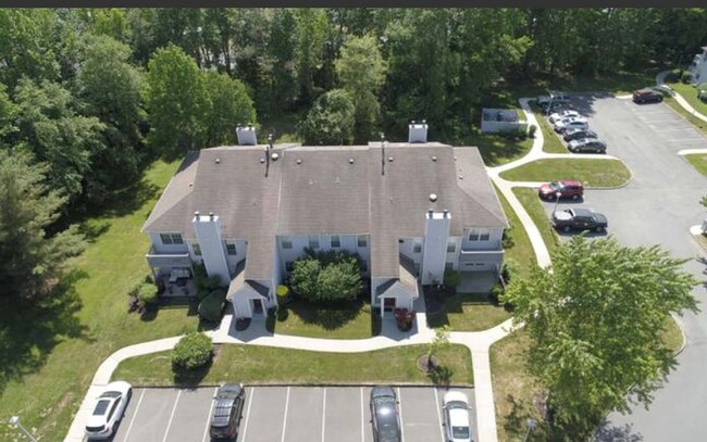 Primary Photo - 376 Hampton Pl