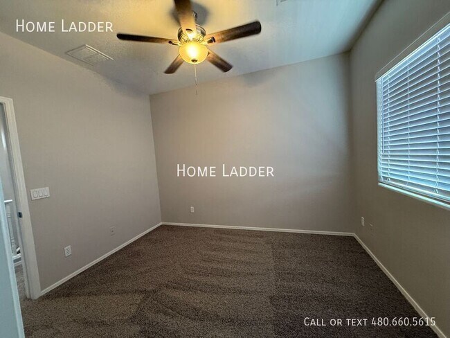 Building Photo - 4703 S 99th Dr