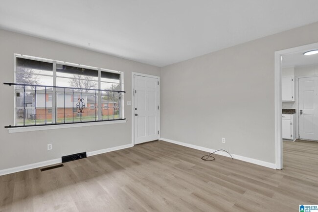 Building Photo - 1737 Boise Ave SW