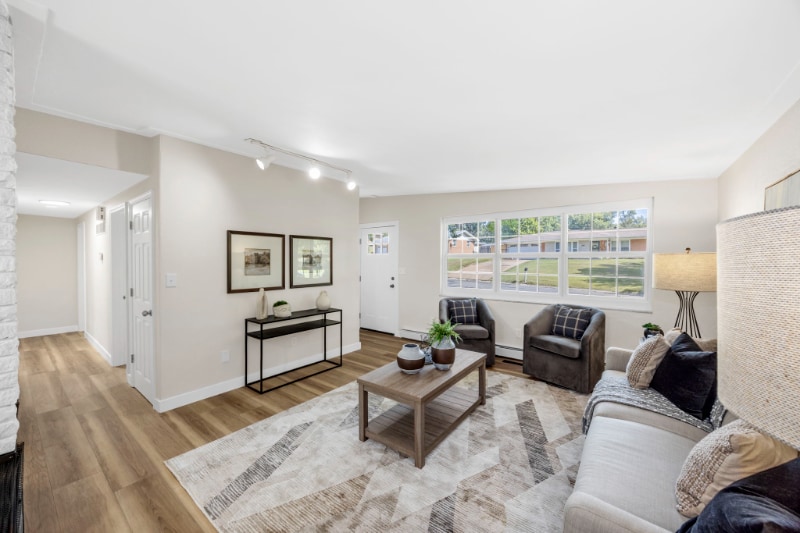 Building Photo - 57 Cheshire Dr