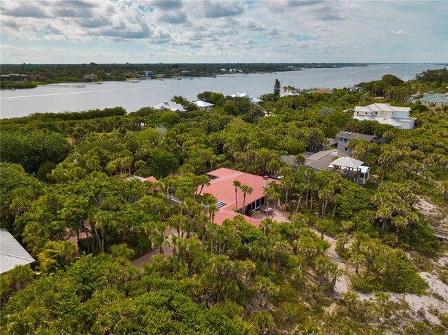 Building Photo - 8300 Manasota Key Rd