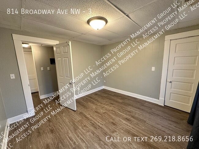 Building Photo - 814 Broadway Ave NW