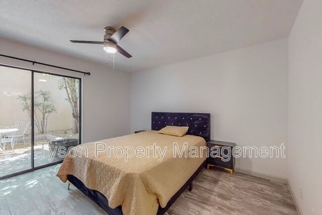 Building Photo - 10205 Las Casitas St NE