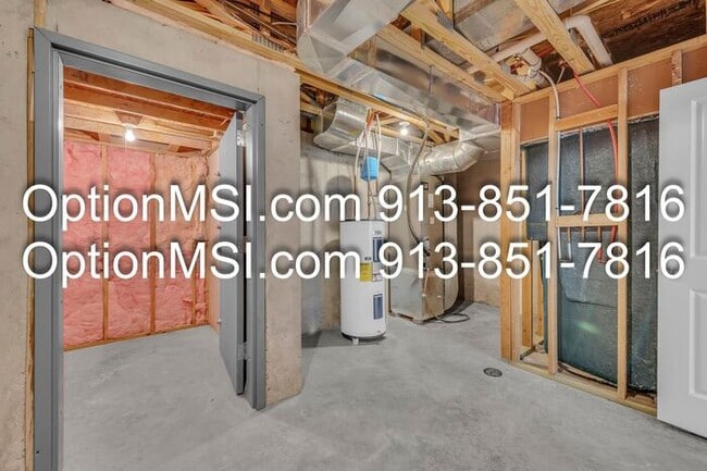 Building Photo - Charming 3-Bedroom Townhouse in Piper School District