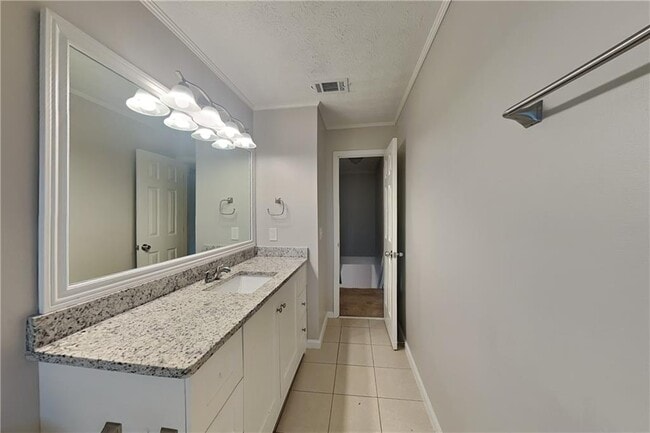 Building Photo - 115 Spring Ridge Ct
