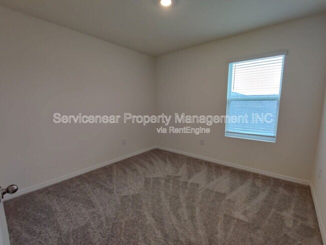 Building Photo - 32614 Canyonlands Dr