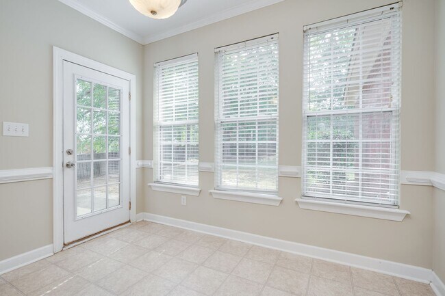 Building Photo - 434 Keeling Ln