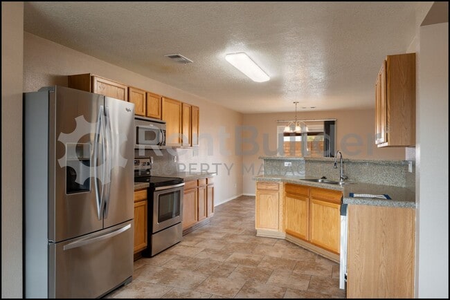 Building Photo - CALL US TODAY AT (505) 808-6467 TO SCHEDUL...