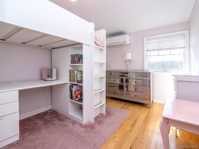 Building Photo - 17 Winans Pl