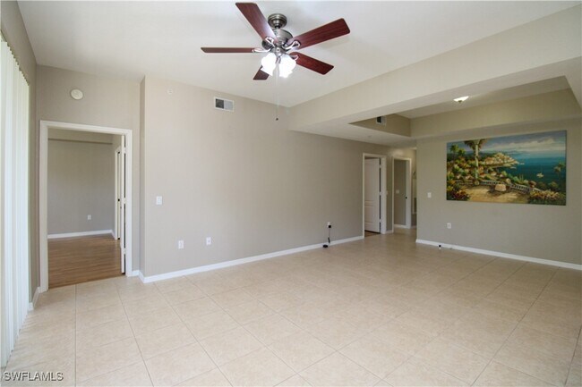 Building Photo - 354 Dover Pl