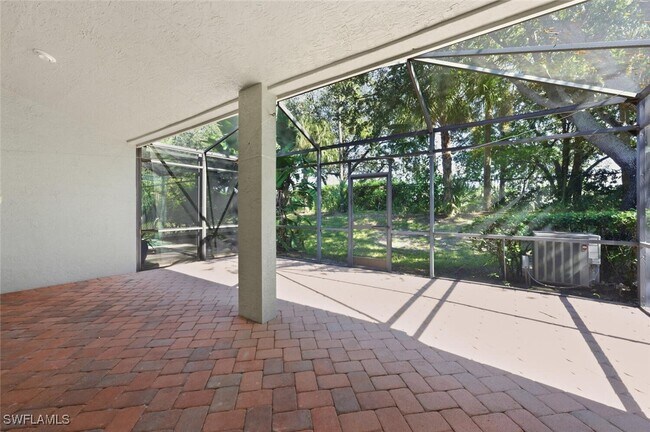 Building Photo - 14978 Summit Pl Cir