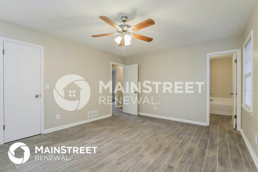 Building Photo - 4641 Laurel Brook Dr