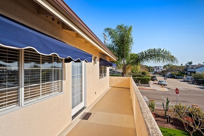 Building Photo - Ocean View La Jolla Home | 3BR + 3BA | Patio, Balcony & 2-Car Garage