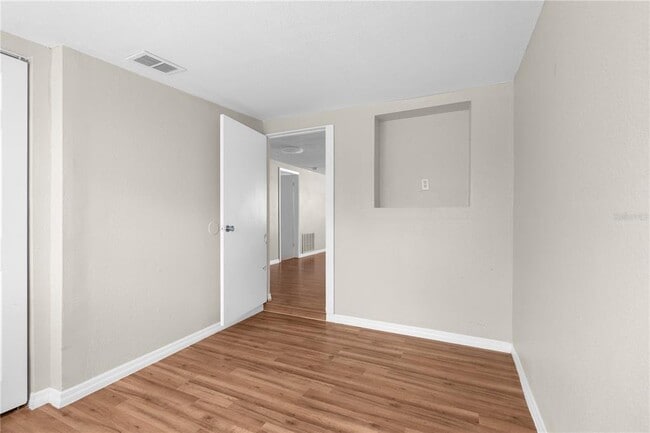 Building Photo - 11902 Oceanside Dr