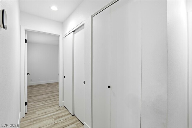 Building Photo - 4120 Gannet Cir