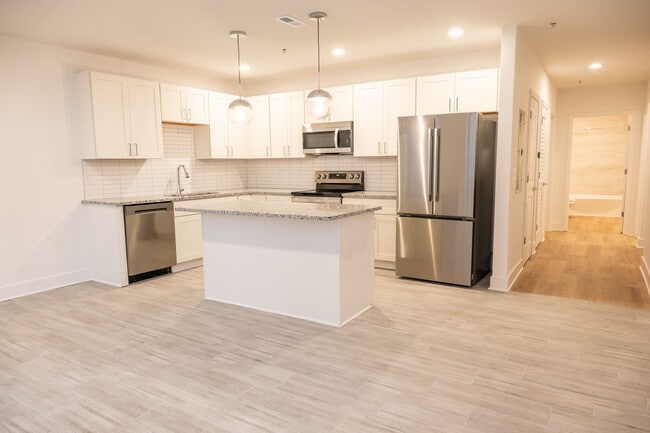2104 | Kitchen - ArriveKC Condos