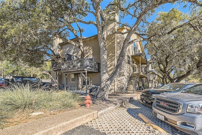 Building Photo - 6700 Cooper Ln