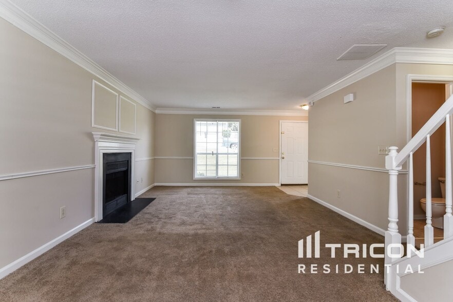 Building Photo - 2131 Boone Pl