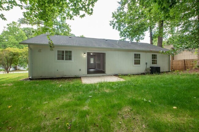 Building Photo - 5461 Brisbane Ct