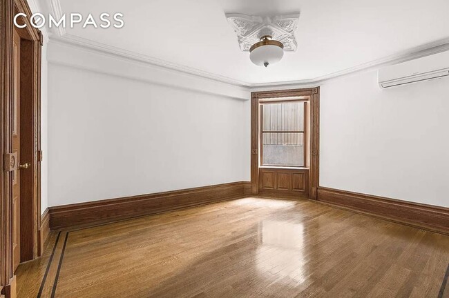 Building Photo - 323 Washington Ave