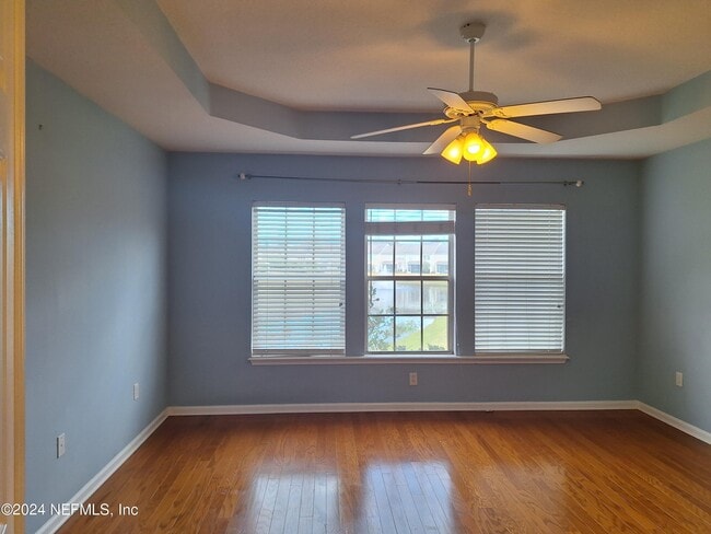 Building Photo - 11172 Castlemain Cir W