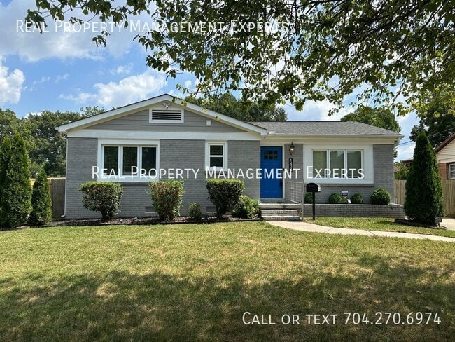 Primary Photo - 1434 Orvis St