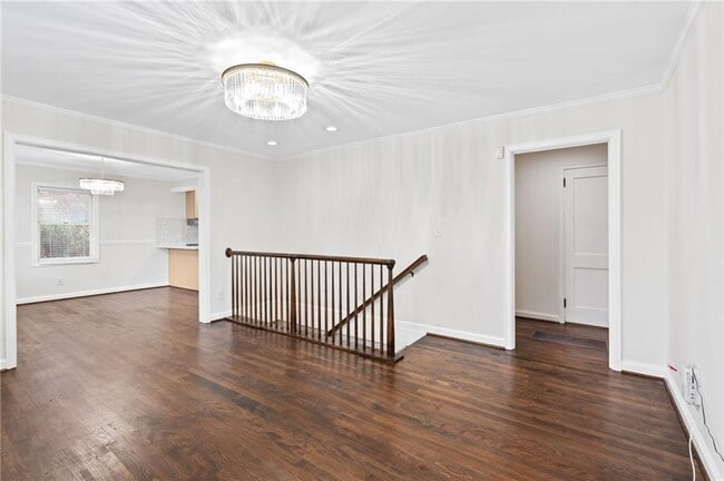 Building Photo - 1135 Vista Trail NE