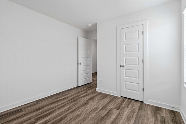 Building Photo - 4771 W Folsom St