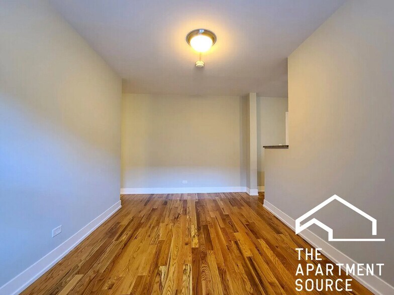 Building Photo - 2904 N Mildred Ave