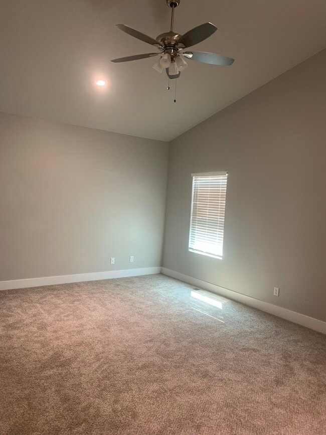 Building Photo - 8861 W Haylee St