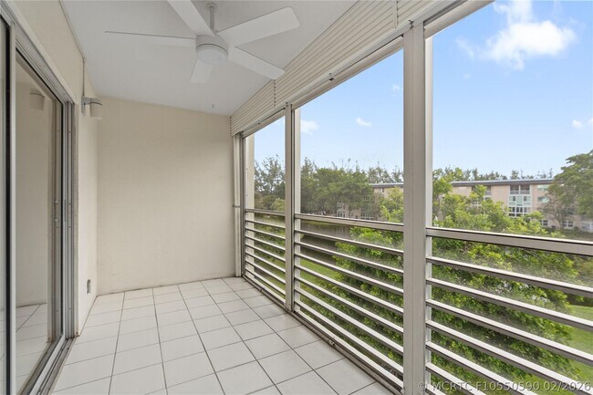 Building Photo - 1801 Eleuthera Point
