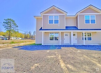 Building Photo - 51 Horsecreek Rd