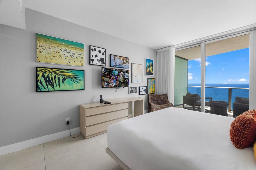 Building Photo - 4111 S Ocean Dr