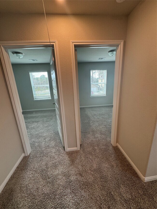 Building Photo - 18528 Meadow Point Ln