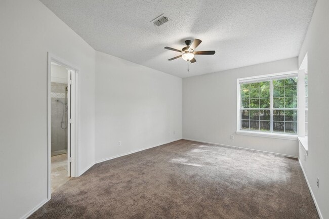 Building Photo - 2521 Timber Ridge Ln