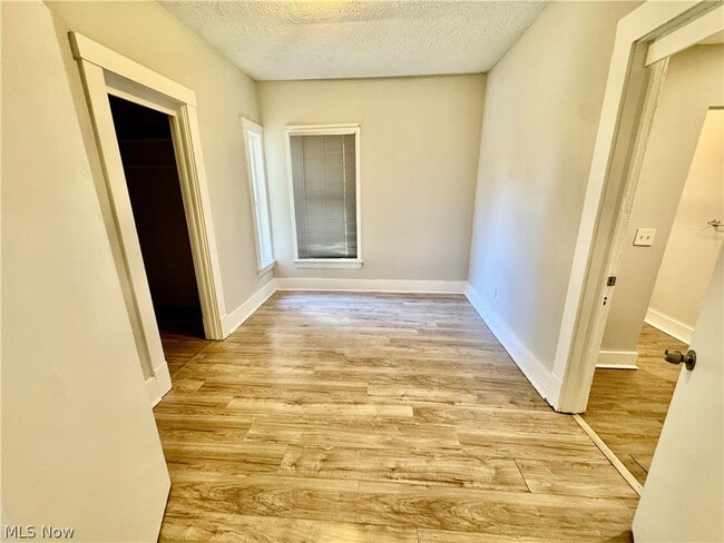 Building Photo - 2020 Corning Ave