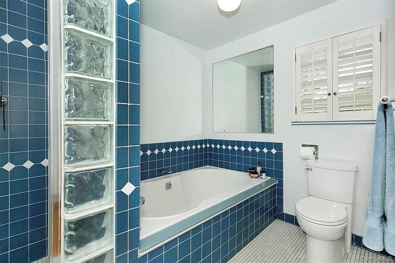 Building Photo - 1132 Mapuana St