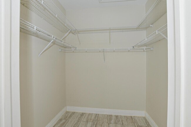 Building Photo - 1273 Scarlet Oak Cir