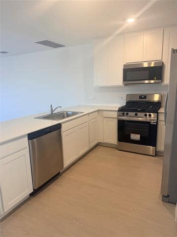 Building Photo - 609 Breeds Hl Rd