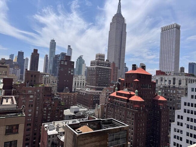 Building Photo - 80 Park Ave