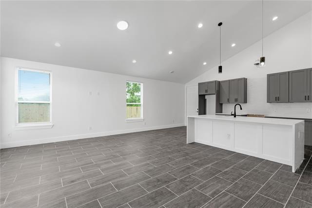Building Photo - 5628 Houghton Ave