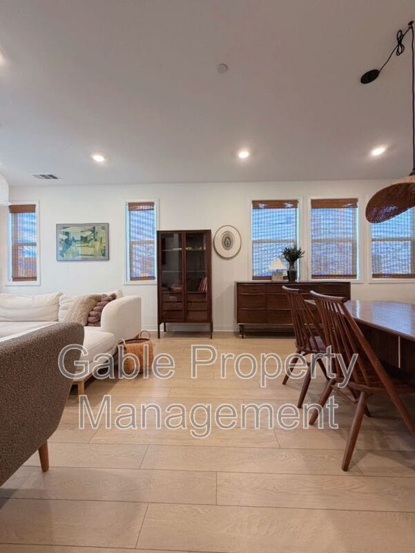 Building Photo - 27465 Viero Pl
