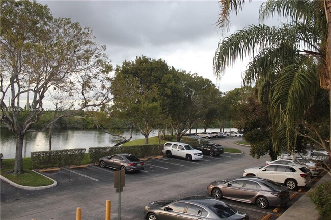 Building Photo - 2351 W Preserve Way