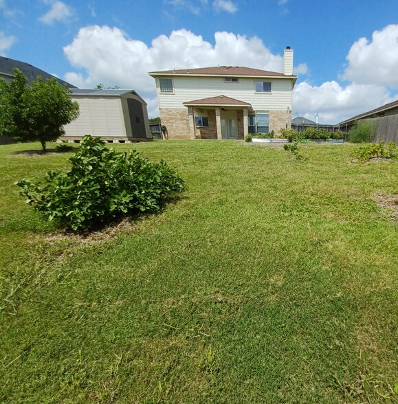 Building Photo - 507 Tundra Dr
