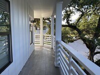 Building Photo - 400 Highlands St