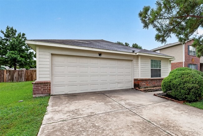 Building Photo - 19119 Yaupon Ranch Dr
