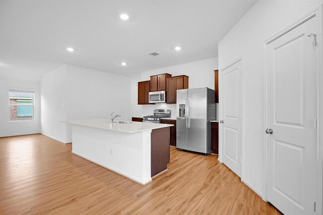 Building Photo - 21409 Resource Rd