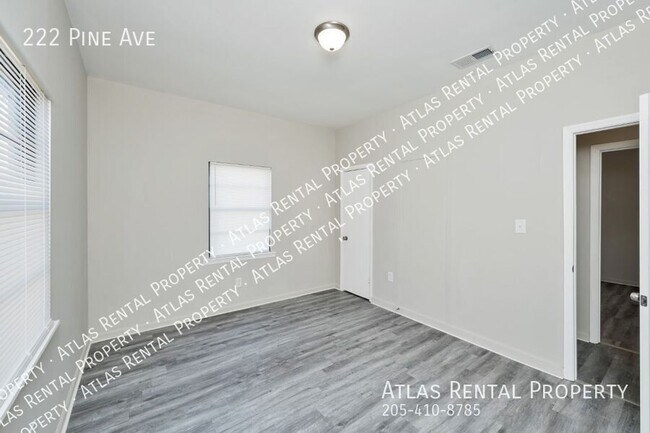 Building Photo - 222 Pine Ave