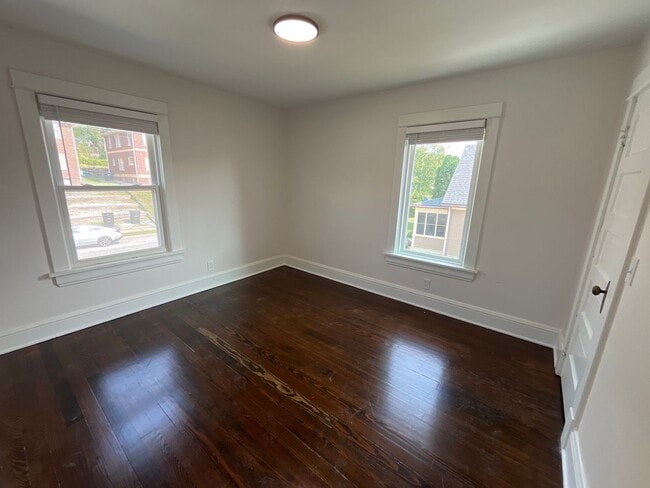 Building Photo - 708 N 41st St